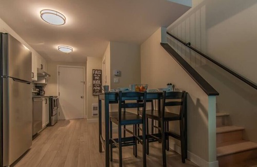 Magog Wohnung | Memphré Condo *Indoor Pool*Spa* Lakeside