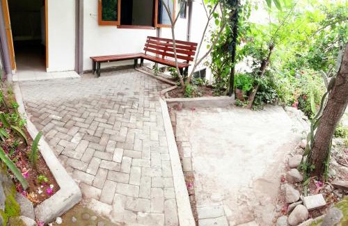 Sekongkang Haus | Merdeka House