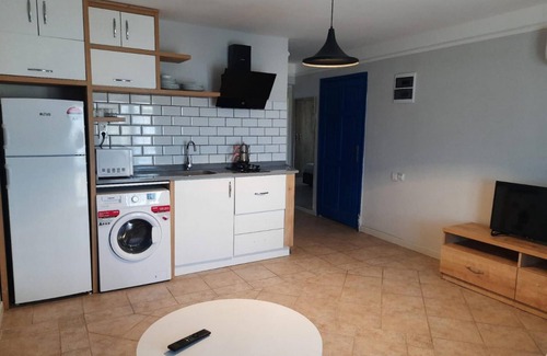 Ildır Koyu Wohnung | Mesmerizing Flat with Shared Pool in Cesme