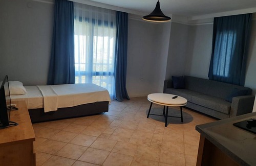 Ildır Koyu Wohnung | Mesmerizing Flat with Shared Pool in Cesme