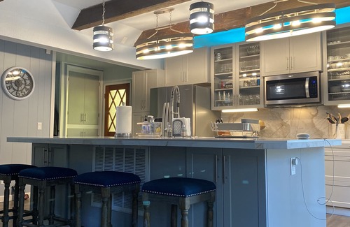 Hamilton Branch Haus | Mesmerizing Riverfront Cabin on Hamilton Branch