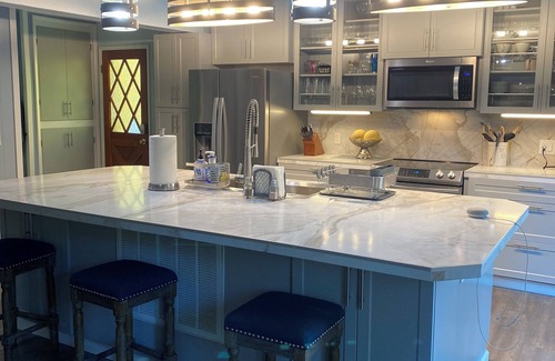 Hamilton Branch Haus | Mesmerizing Riverfront Cabin on Hamilton Branch