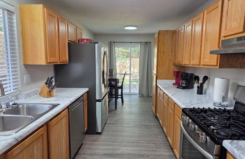 Northeast Heights Haus | Metro Dreamzz “Dream big. Play more. Rest well.”