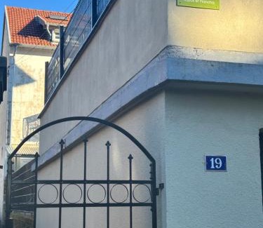 Luxeuil-les-Bains Wohnung | Meublés déco Fab - Plancha