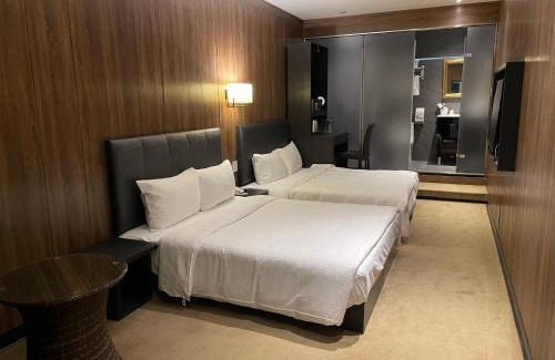 Zhongzheng Hotel | Meworld Hotel - Taipei Main Station