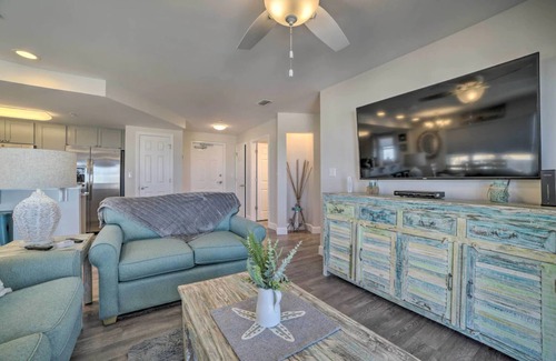 Mexico Beach Eigentumswohnung | Mexico Beach Condo steps from the beach! ~Snowbird Rates Available~