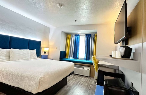 Allison Hotel | Microtel Inn by Wyndham Gallup