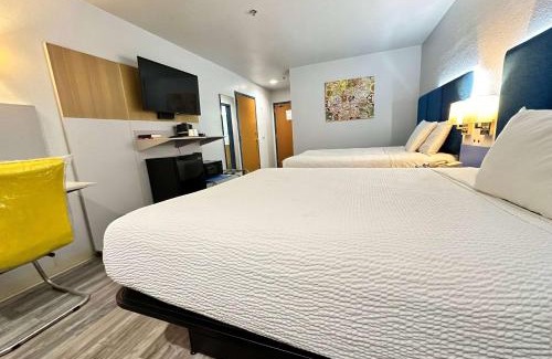 Allison Hotel | Microtel Inn & Suites by Wyndham Gallup - PET FRIENDLY