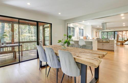 Sandy Springs Haus | Mid-Century Modern Luxe Retreat with Hot Tub and Decks