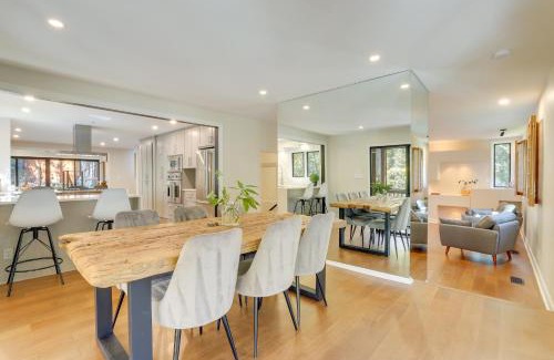 Sandy Springs Haus | Mid-Century Modern Luxe Retreat with Hot Tub and Decks