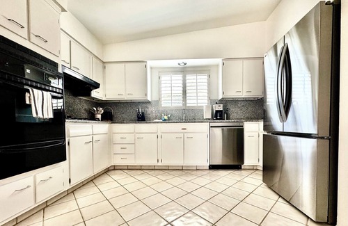 Palm Springs Haus | Mid-century Orchid Tree Estate, Palm Springs