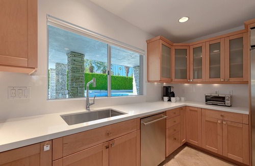 El Mirador Haus | Midcentury Marvel - 1/3 Morgen! 4 Schlafzimmer Schwimmbad! Spa! 2 Kamine! Mtn. Ansichten!