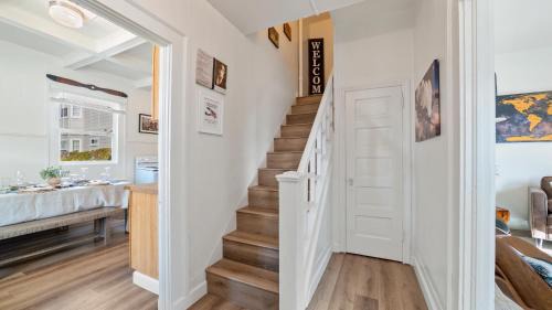 Midtown Haus | Midtown Flight Deck: 2BR Gem