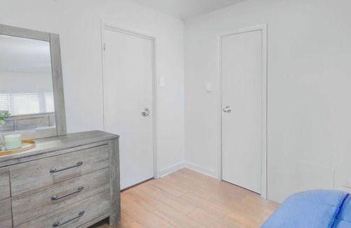 Crosstown Wohnung | Midtown, Gated Parking, Keyless entry