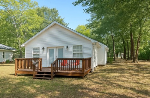 Benton Haus | Midtown Oasis-Near Everything