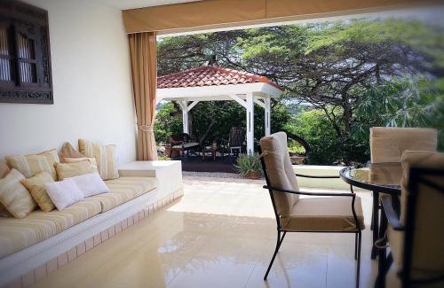 Sabana Liber Haus | Mila's Authentic Family Getaway Aruba