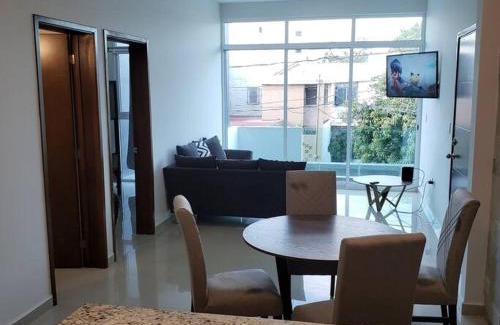Zona Dorada Wohnung | Milan cuatro. 2 cuadras de Playa del delfin