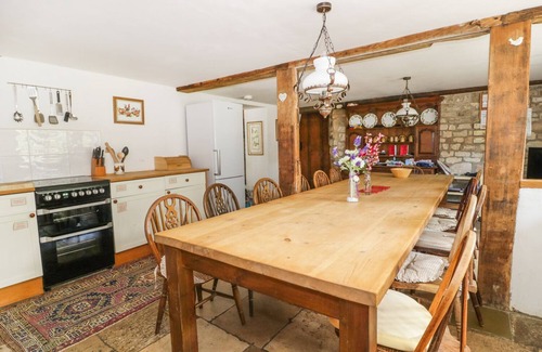 Maiden Newton Haus | MILL HOUSE, Haustier freundlich, mit offenem Feuer in Dorchester, Ref 990015