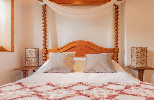 Holmbridge Haus | Millrace Cottage