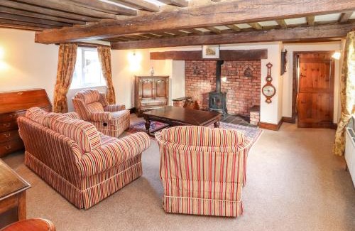 Handley Haus | Milton Green Farm