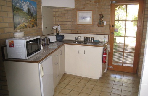 Howrah Wohnung | " Mimosa ".Excellent, private accommodation with breakfast provisions provided.