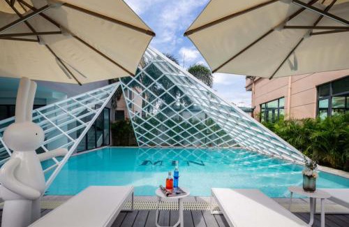 Tianya District Hotel | Min Xiangmi Design Residence (Sanya Bay Phoenix International Airport Store)