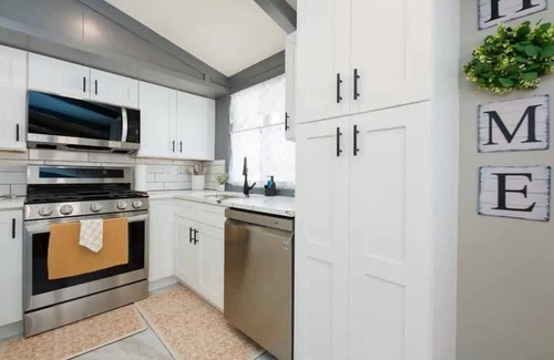 Westchester Haus | Mini Golf & Game Room + Grill | LCP Collection