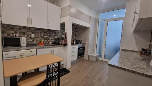 Sao Sebastiao da Pedreira Haus | MINI HOST in LISBON