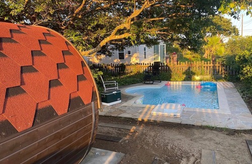 Kujukuri Hütte | Minimal Twin Mutsumi 2person building / Sambugun Chiba