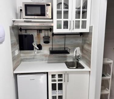 San Isidro Wohnung | Minimalist Studio Fast Wi-Fi