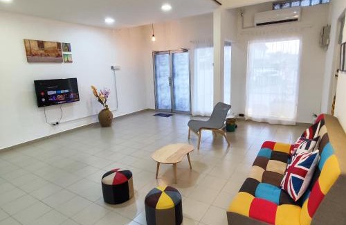 Kampung Simee Haus | Minimaliste Ipoh Garden 2 minute to stadium 5BR5BR