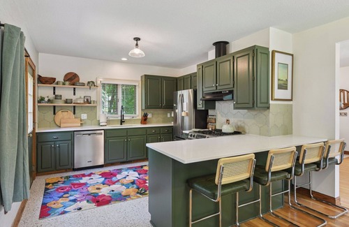 Minnetonka Haus | Minnetonka Farmhouse