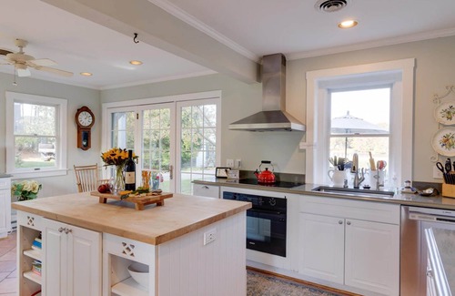 St. Michaels Haus | Captain's Cove - Compound am Wasser, Pool, Grill, Whirlpool, Spiele & mehr!