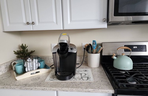 Frederica Haus | Minutes to DE TURF FIELDS. Quiet beach community.