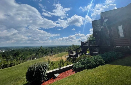 Mio Kabine | Mio Caribou and Elk Ridge Lodges