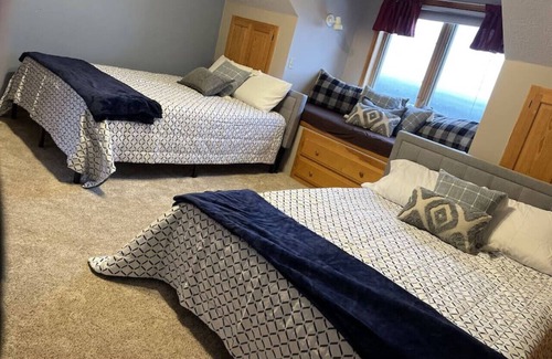 Mio Kabine | Mio Caribou and Elk Ridge Lodges