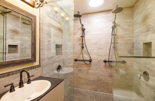 Bar Harbor Haus | Mira Monte Inn & Suites