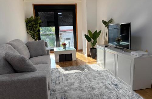 Moana Wohnung | Mirador playa do Con, Chill-Out de lujo, vistas al mar, con piscina y parking gratis
