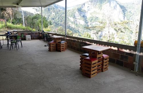 Florian Haus | Mirador ventanas de Tisquizoque