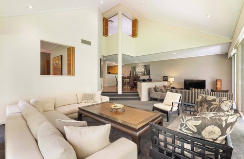 Port Douglas Villa | Mirage Resort Villa 112 with access to Sheraton Facilities