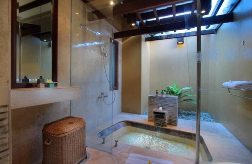 Downtown Kuta Hotel | Mistery Room in der Nähe von Kuta Beach