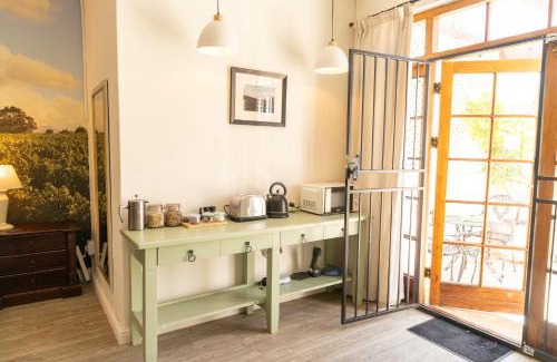 Koelenhof Bed & Breakfast | Mitre's Edge Simonsberg Studio