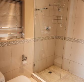 Koelenhof Wohnung | Mitre's Edge Vineyard Studio