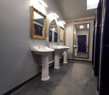 Haveringland Sonstige | Moat Island Glamping