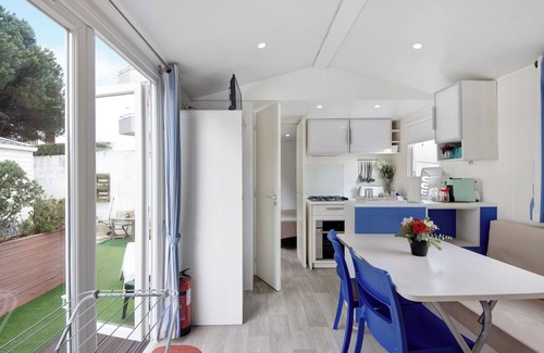 Mozelos Haus | Mobilheim "Villa Granja Sol 2" mit Gemeinschaftsgarten und WLAN