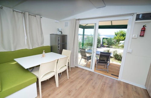 Cres Haus | Mobilheim in Cres am Kiesstrand