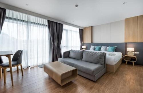 Sa Khu Wohnung | Modern 1506 Condo in Wyndham Gardens on the beach