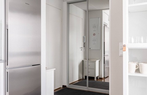 Tampere Wohnung | Modern 1BR Apt next to Lake Pyhäjärvi & Downtown