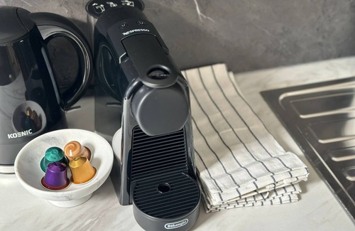 Patershol Wohnung | Modern 1BR plus LR Apt Near Gravensteen