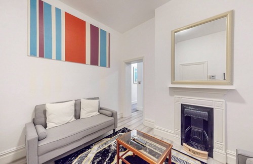 Chiswick Riverside Wohnung | Modern 2 Bed APT-7 Minutes From The Thames River